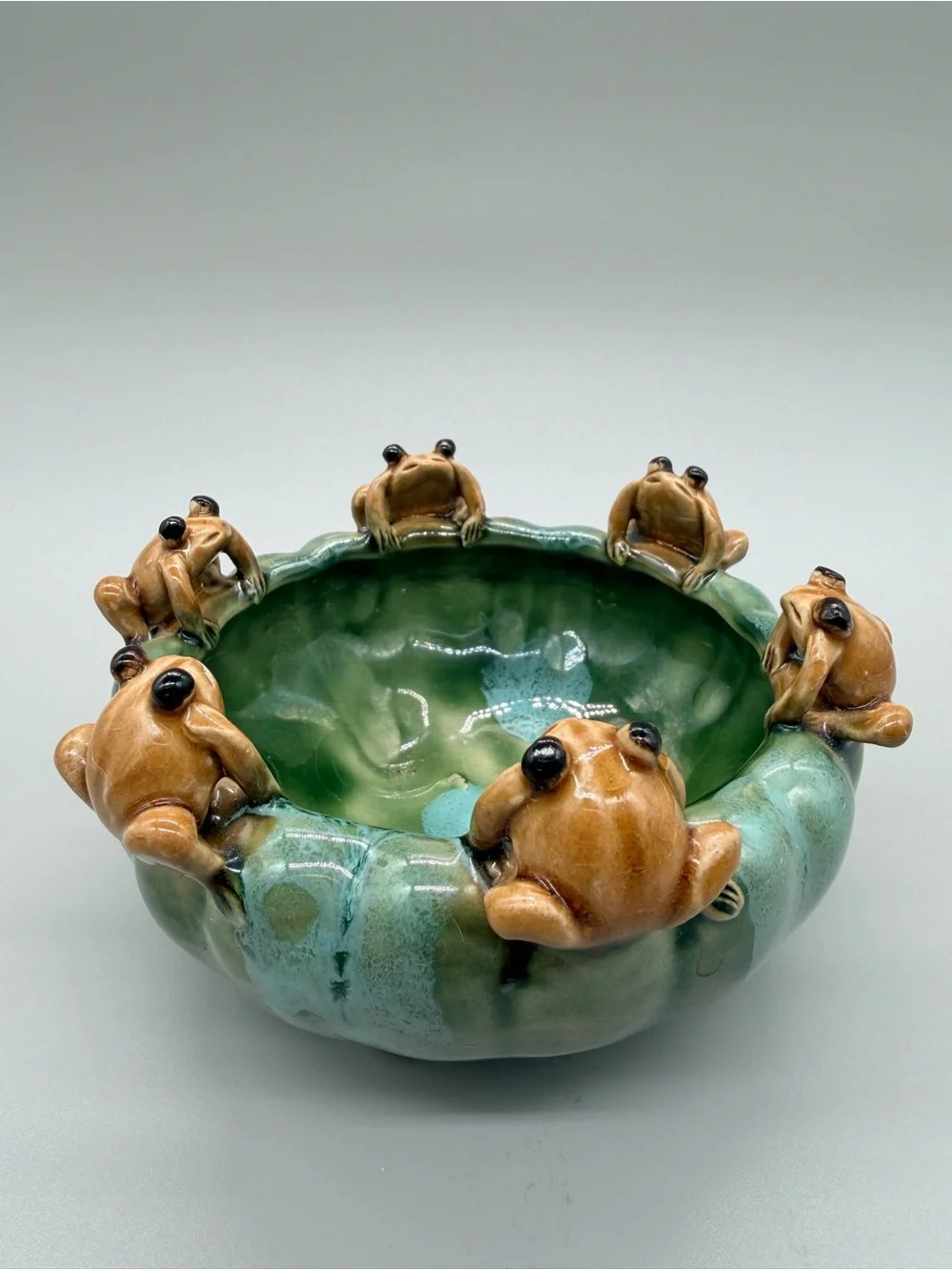 VTG Majolica Style Ceramic 6 Frogs Bowl Planter Green Drip Glaze Lily Pad 5
